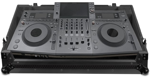 UDG Ultimate Flightcase Pioneer Opus-Quad Blk Plus (W)